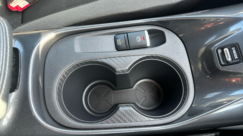 Nissan Juke 1.0 DiG-T N-Connecta 5dr Petrol Hatchback